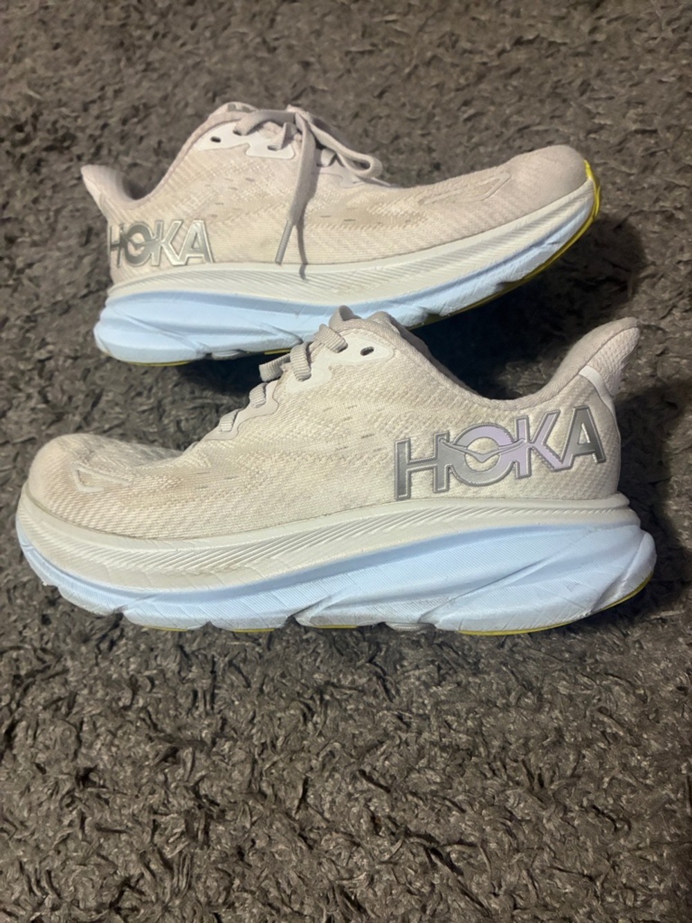 Hoka Clifton 9